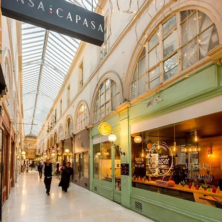 Merveil - Family - Louvre - Dalayrac * パリ