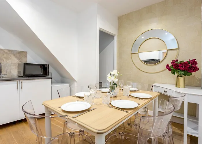 Apartment Merveil - Family - Louvre - Dalayrac *